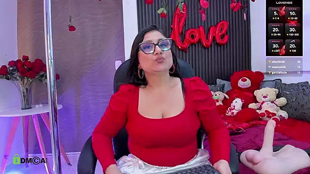 Živý XXX chat alahia_mellers