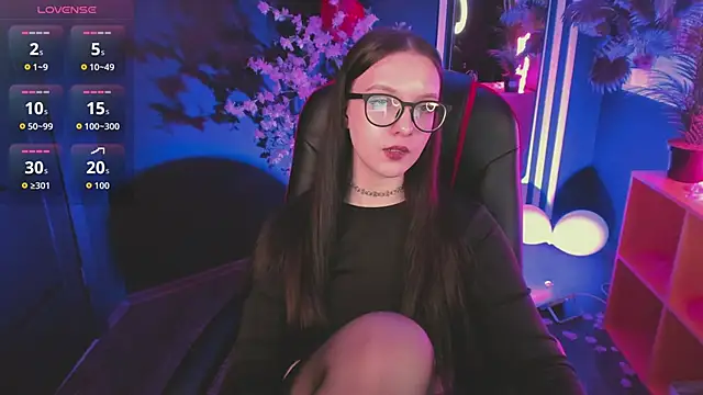 Emily_tender 即時 XXX 聊天