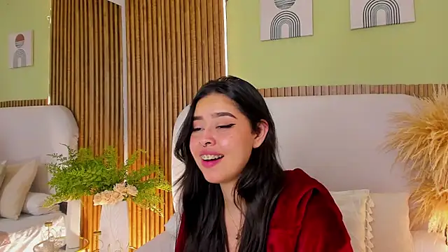 Chat +18 de CristalMayson ao vivo