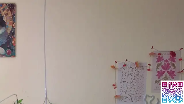 Онлайн чат XXX boozekirs_