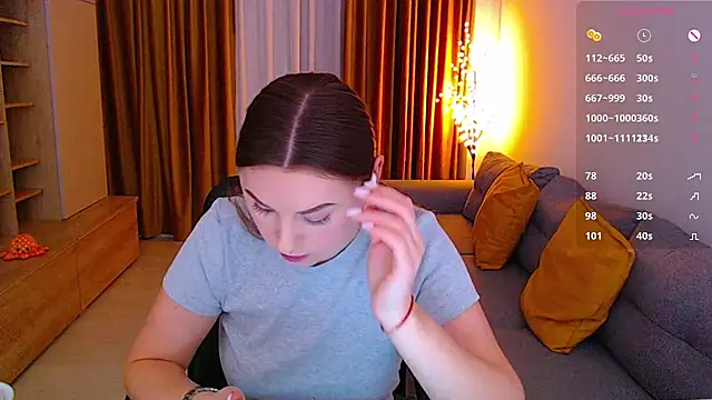 _Mia_Adams' Live XXX Chat