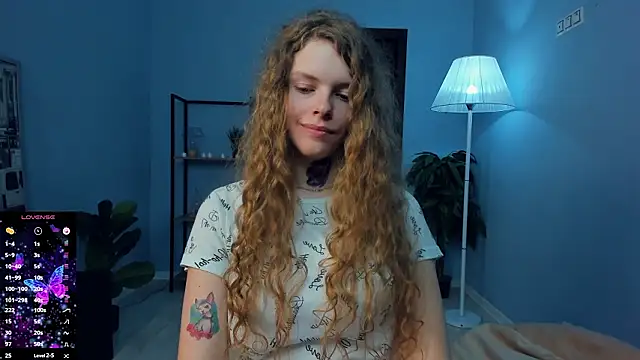 RayaNenlia Chat XXX in diretta