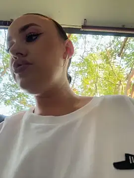 دردشة KiraSunshine الجنسية المباشرة