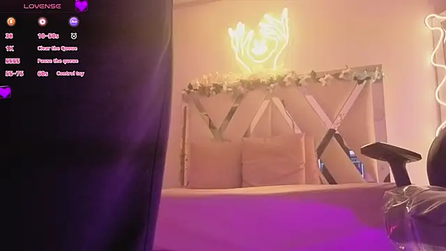 Онлайн чат XXX ZURY_TAY