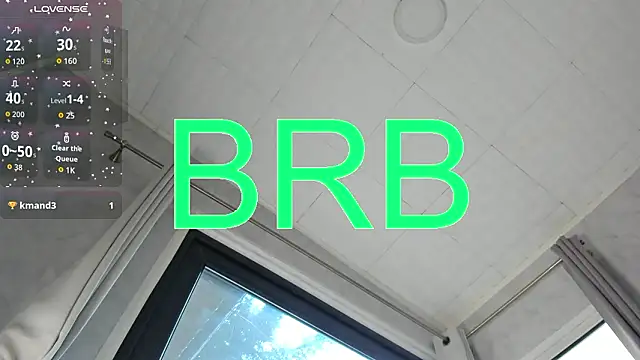 Chat +18 de Ella_Vee ao vivo