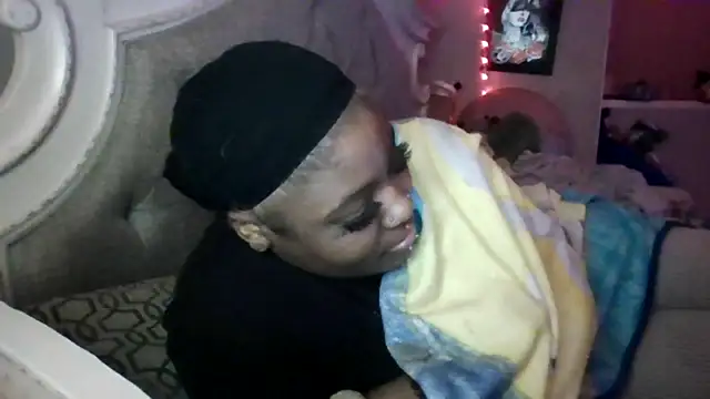 Dusaa_ লাইভ XXX চ্যাট