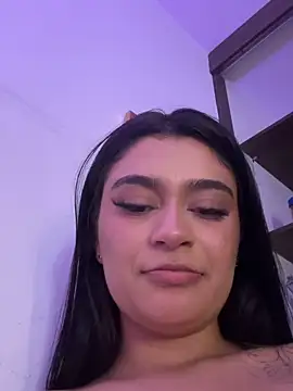 Lucia_velez 现场XXX聊天