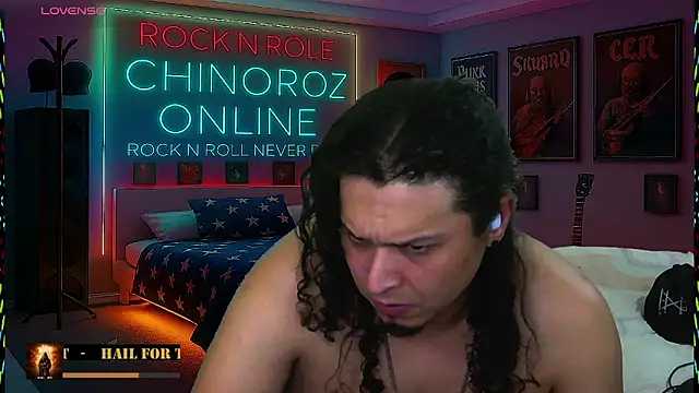 chino_roz Chat XXX in diretta