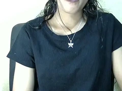 Shab_M Adlı Modelin Canlı XXX Sohbeti