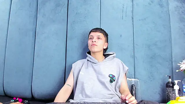 Megan_Thompson_: онлайн-секс-чат