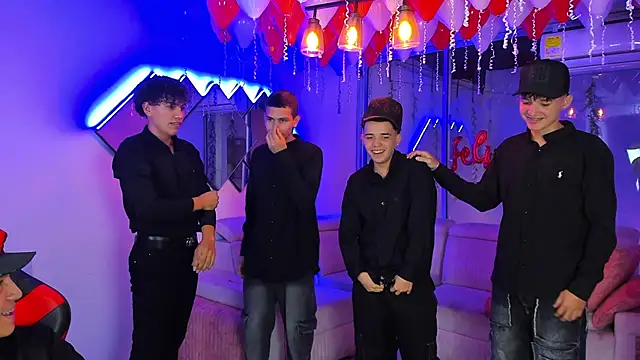 Houseofwarrios লাইভ XXX চ্যাট