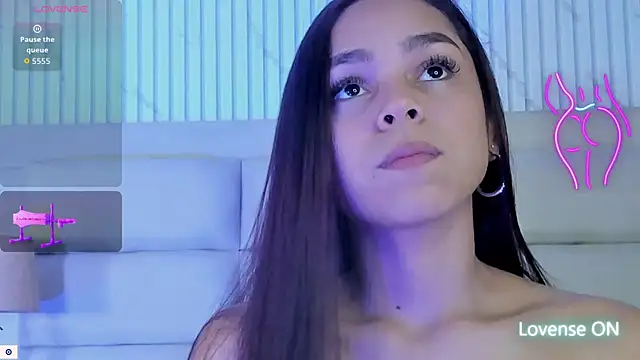 CarolineFyre Webcam Show