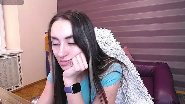 Онлайн чат XXX JenniferStone