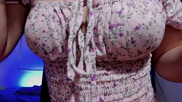 MeganWhite3: онлайн-секс-чат