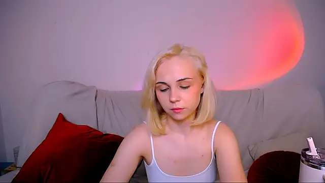 ElenaMonroe Chat XXX in diretta