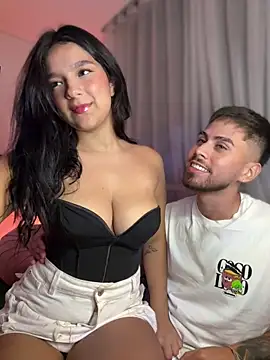 Tomas_Olivia's Live XXX Chat