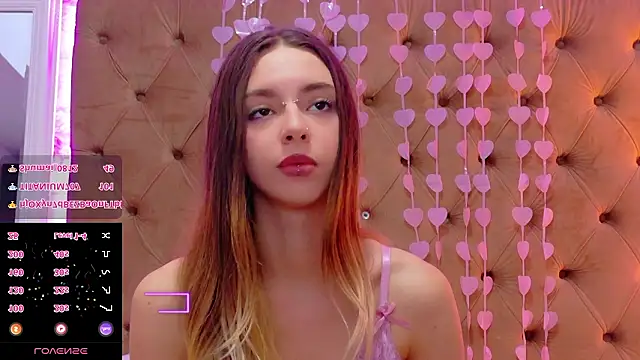 CoraVex Adlı Modelin Canlı XXX Sohbeti