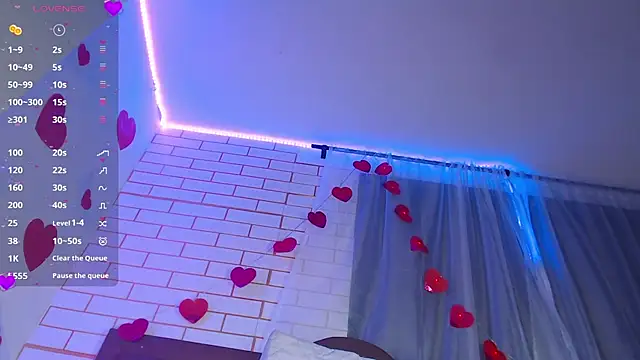 ANDROMEEDA: απευθείας συνομιλία ΧΧΧ