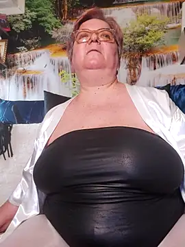 QueenPammy1 Live XXX Chat