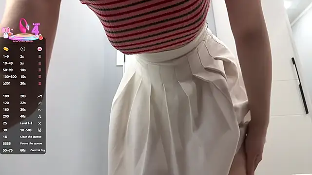 Wow_Akemi élő XXX-chatje