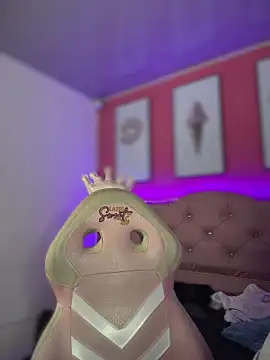 Živý XXX chat Megaan__More