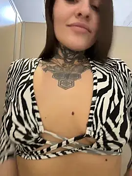 Czat XXX na żywo – KishaMur