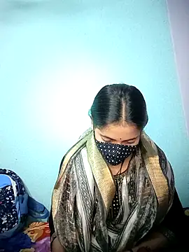 18_year_old_girl élő XXX-chatje