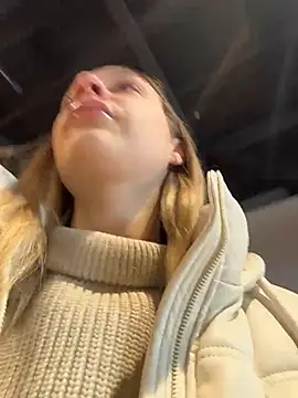 SashaCatt Adlı Modelin Web Kamerası Şovu