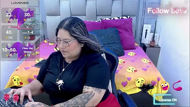 evelin_zaens' Live XXX Chat