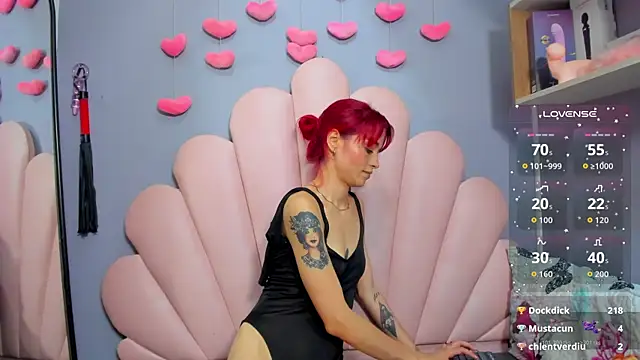 Chat +18 de luci_miller ao vivo