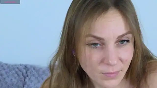 دردشة LianaDream الجنسية المباشرة