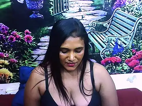 IndianSexyLady20: онлайн-секс-чат
