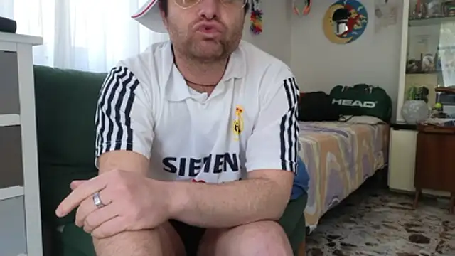 Dharmare@xh live XXX chat