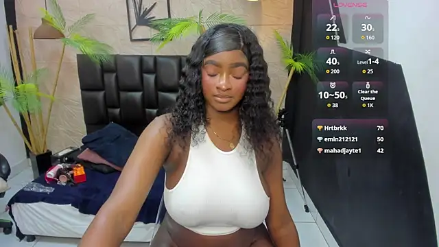 alana_bonny Adlı Modelin Web Kamerası Şovu