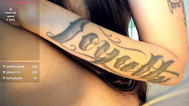 mayaamor: онлайн-секс-чат