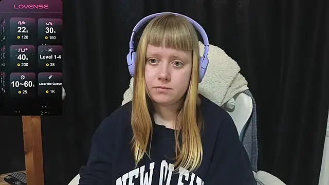 Онлайн чат XXX June_shy0