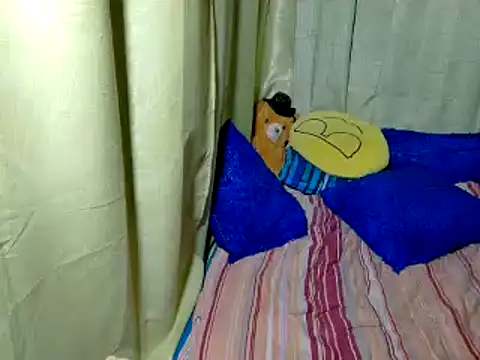 xxloveheart's Live XXX Chat