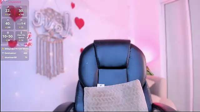 Ginni_charlotte Pertunjukan Webcam