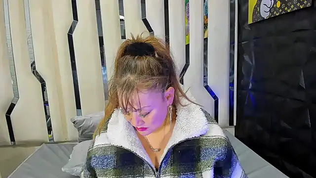 Pokazy przed kamerką – Meriland_HH