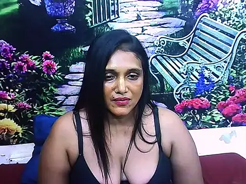 Chat XXX en directo de IndianSexyLady20