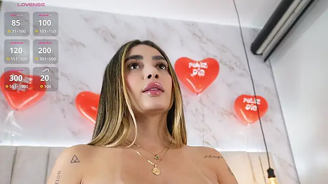 Annyy_Rosse Adlı Modelin Web Kamerası Şovu