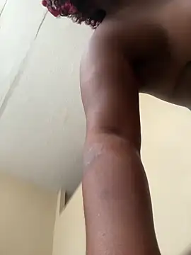 Živý XXX chat Juicyqueen4545