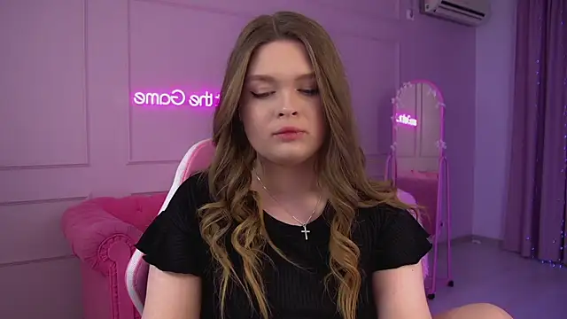 CrystalLyons Chat XXX live