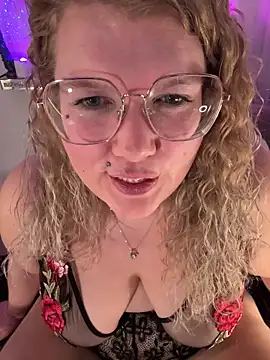 CurvyAnonymousGirl89 – Live XXX-chat