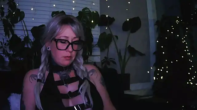 Czat XXX na żywo – Sophie_love88