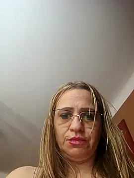 Chat XXX ao vivo de Blonikicia