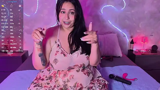 emmajohnss: онлайн-секс-чат