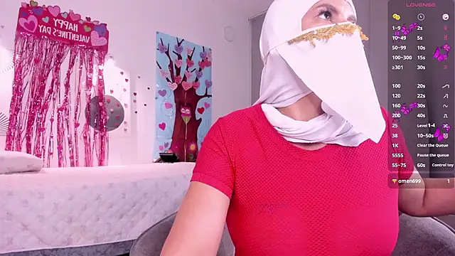 Pertunjukan Kamera Web Hannaa_Dolly