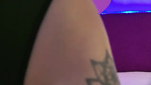 KandyCosse: онлайн-секс-чат