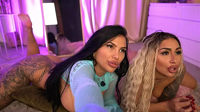 Živý XXX chat firesbomb777